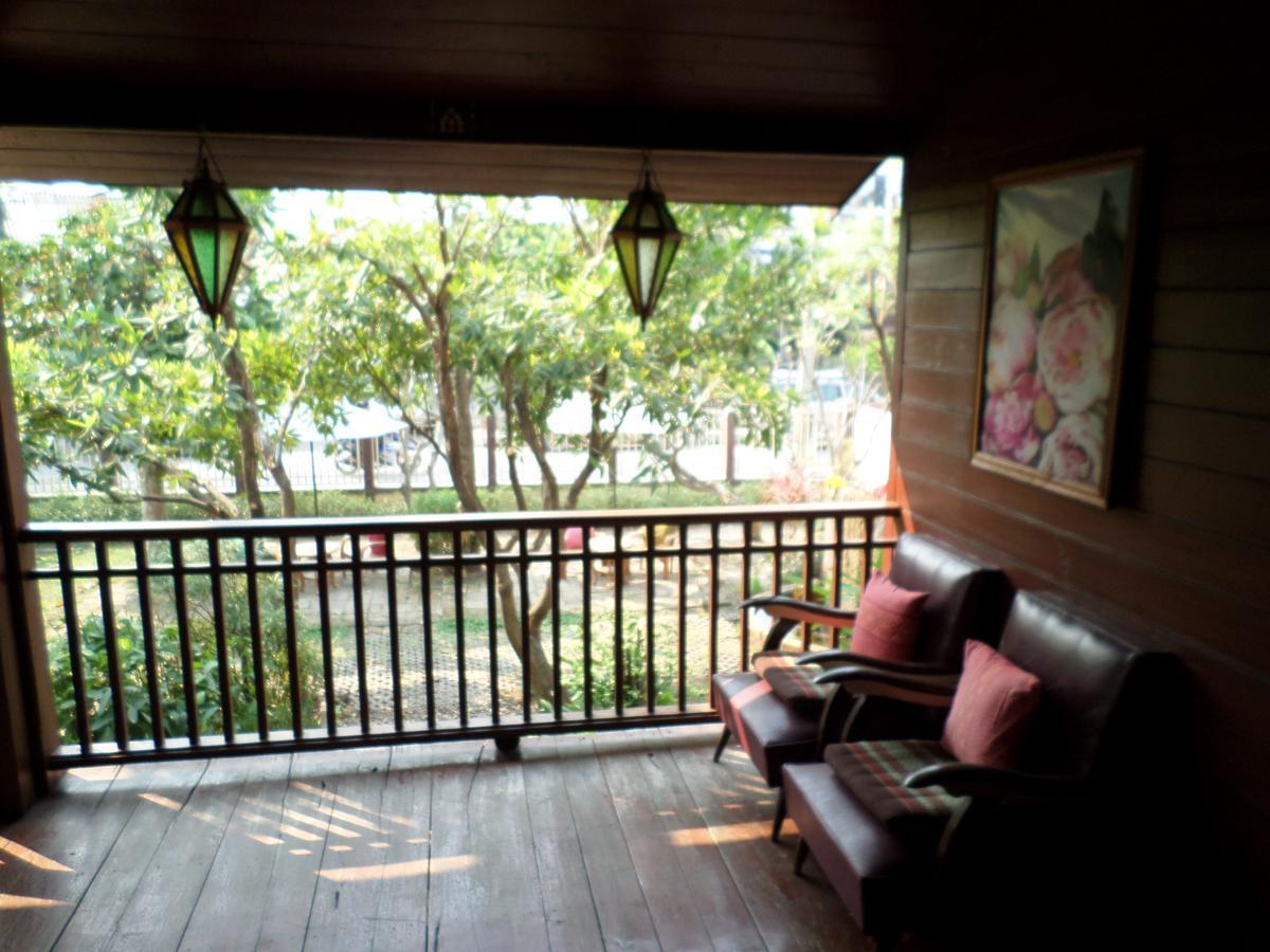 Baanwealaa Guesthouse (Adults Only) Chiang Mai Eksteriør billede