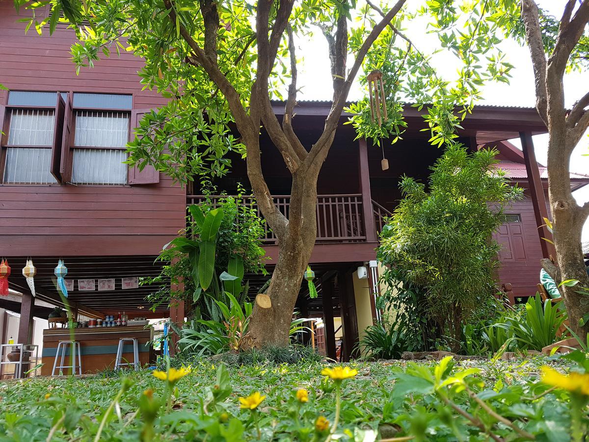 Baanwealaa Guesthouse (Adults Only) Chiang Mai Eksteriør billede